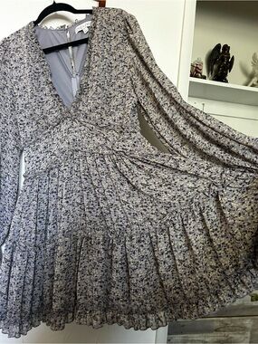 She + Sky Lavender Floral Tiered V-Neck Long Sleeve Dress
